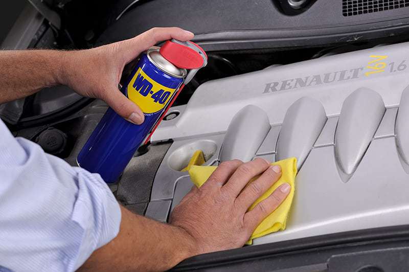 Como realizar a lavagem de motor do carro